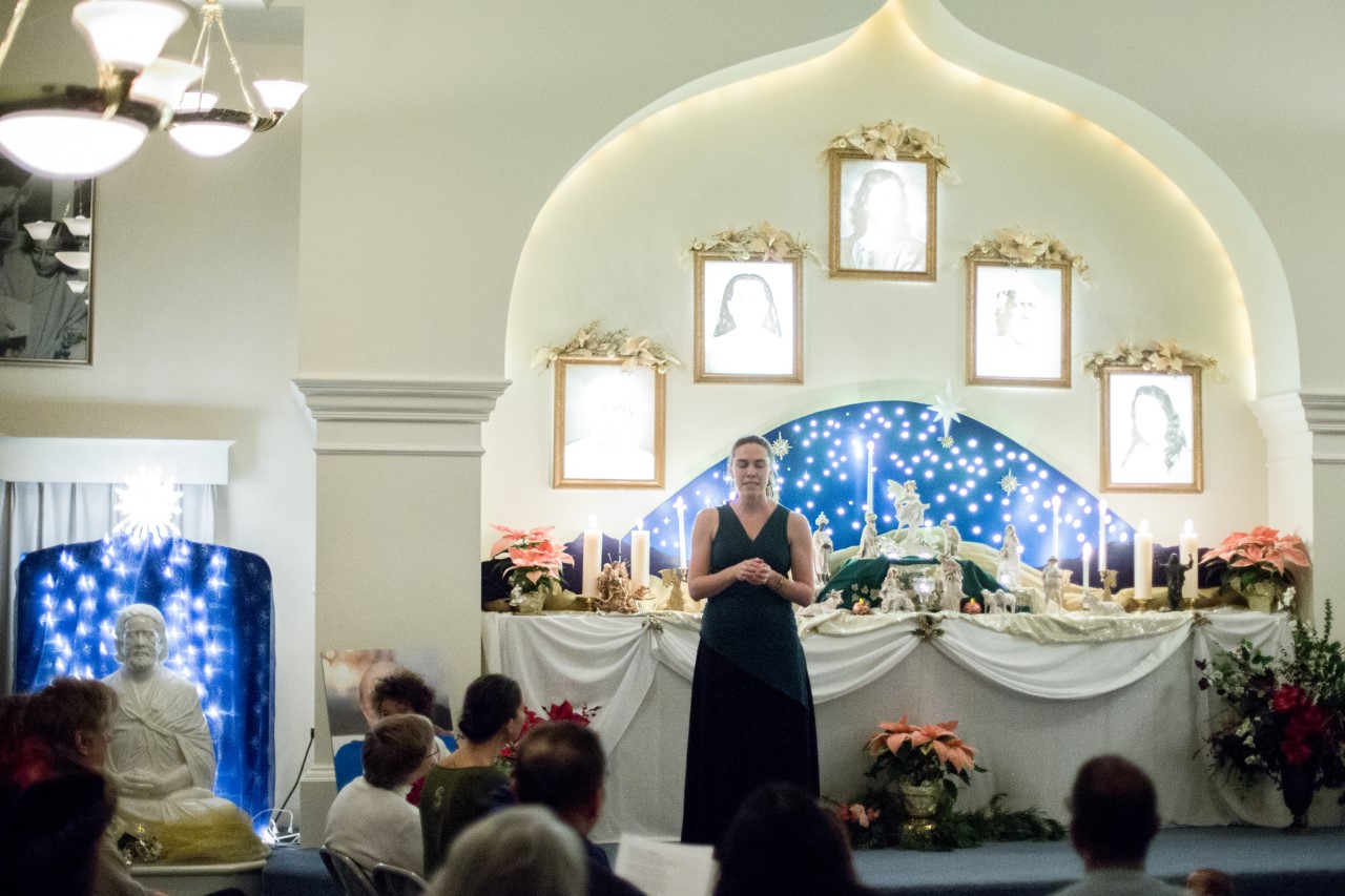 ananda family christmas - Expanding Light Retreat program family christmas with Badri and Erin