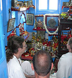 yoganandas meditation room