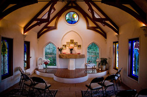 Crystal-Hermitage-chapel-interior