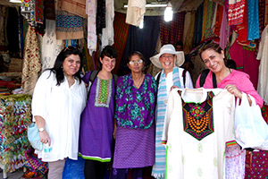 Meeting new friends in Dehli, India