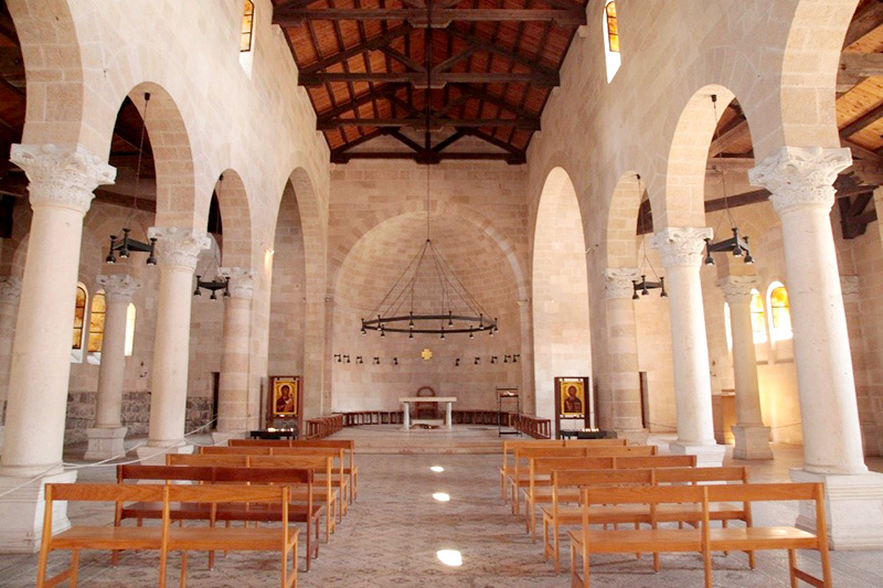 Church-of-loaves-and-fishes