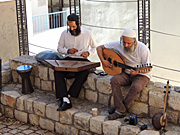 Safed street musicians