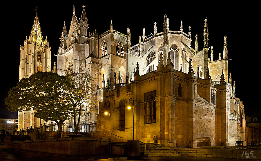 The Spain Pilgrimage with The Expanding Light Retreat